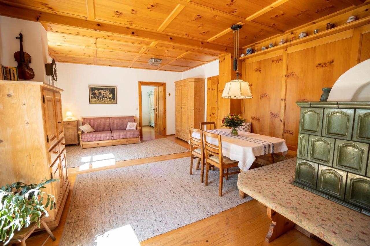 Landhauswohnung mit wildromantischem Garten Füssen Exterior foto