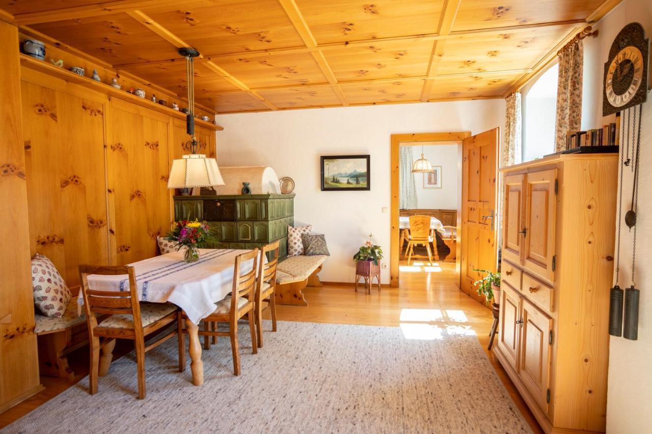 Landhauswohnung mit wildromantischem Garten Füssen Exterior foto