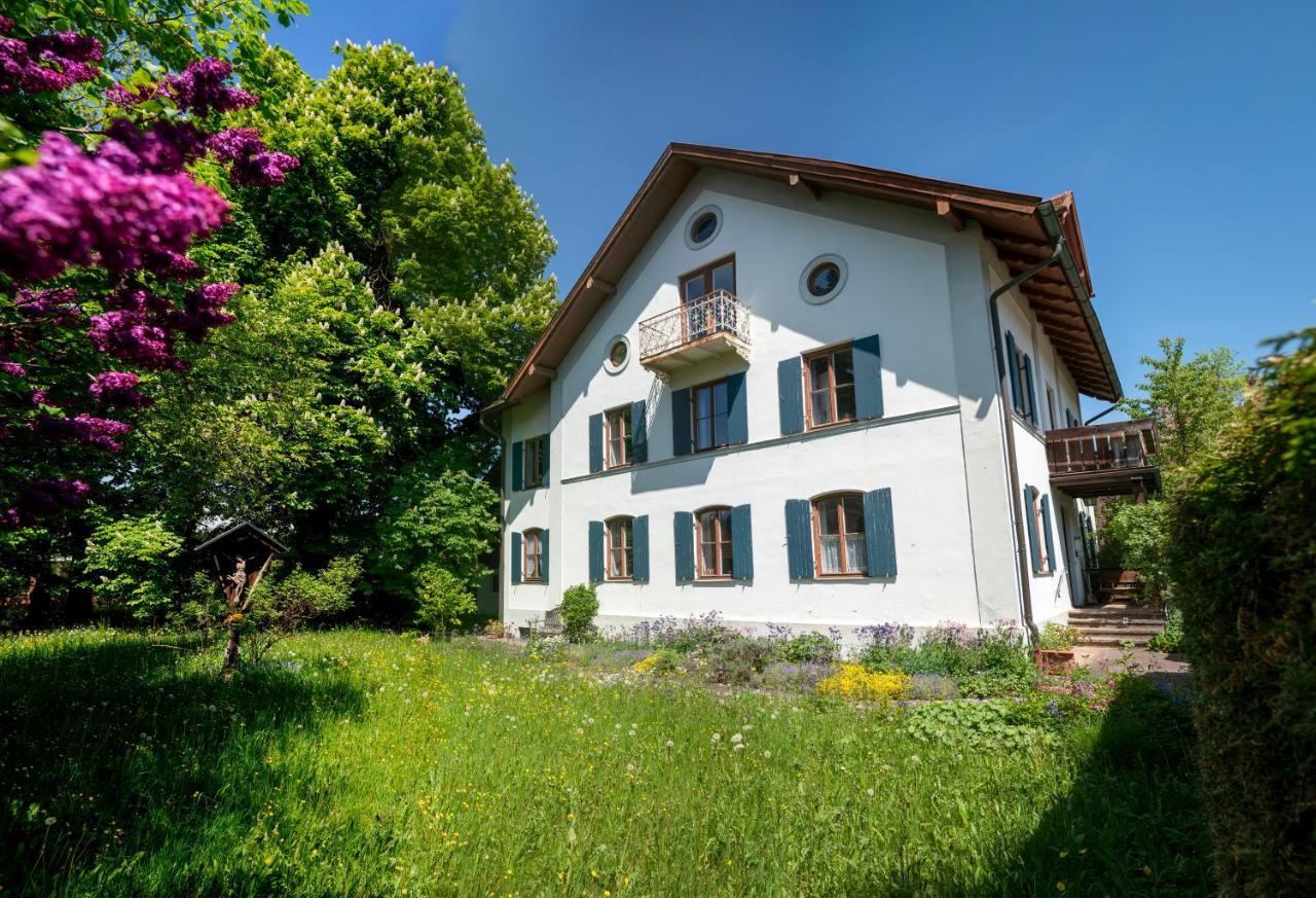 Landhauswohnung mit wildromantischem Garten Füssen Exterior foto